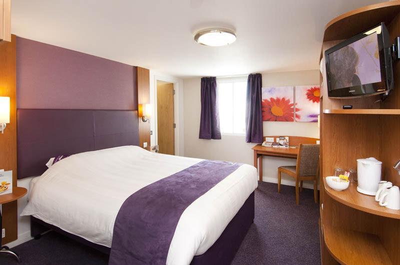 Premier Inn Kettering Dış mekan fotoğraf