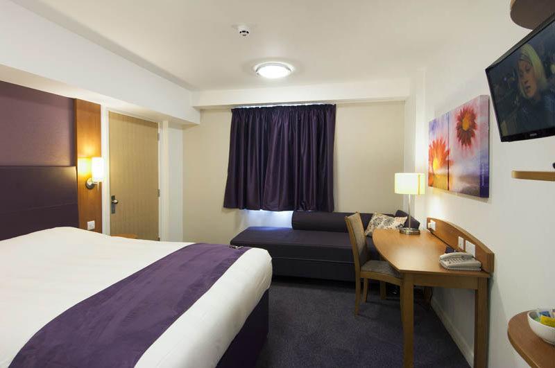Premier Inn Kettering Dış mekan fotoğraf